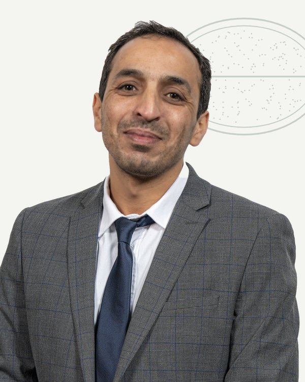 Portrait de Walid Chamkhi, avocat au Barreau de Nantes